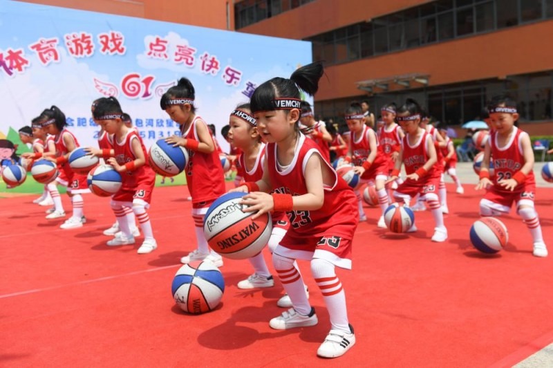 碧波荡漾心自宽，阳光潇洒水中天-又是游泳好时光